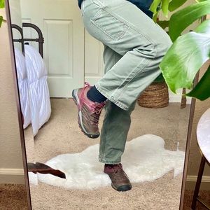 KEEN Low Top Brown/Burgundy Hiking Boots